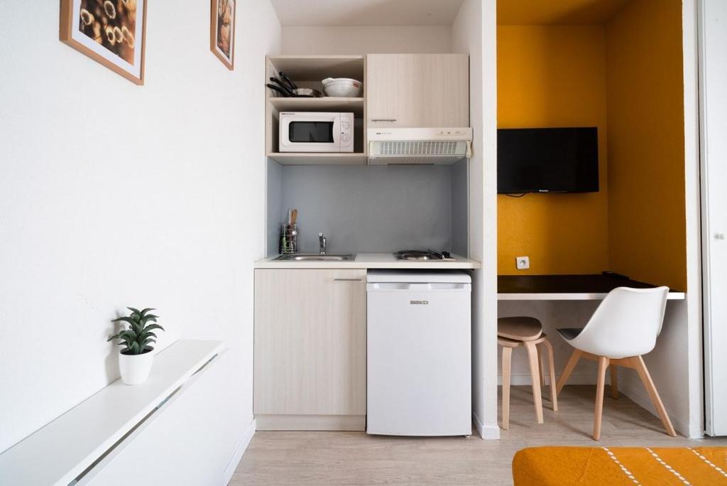 Joli Studio Proche Gare Et Centre Lourdes